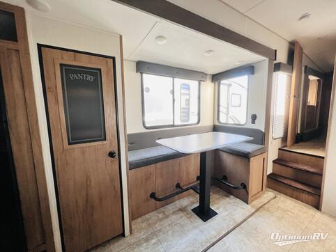 2024 Forest River Vengeance Rogue SUT 327SUT RV Photo 3