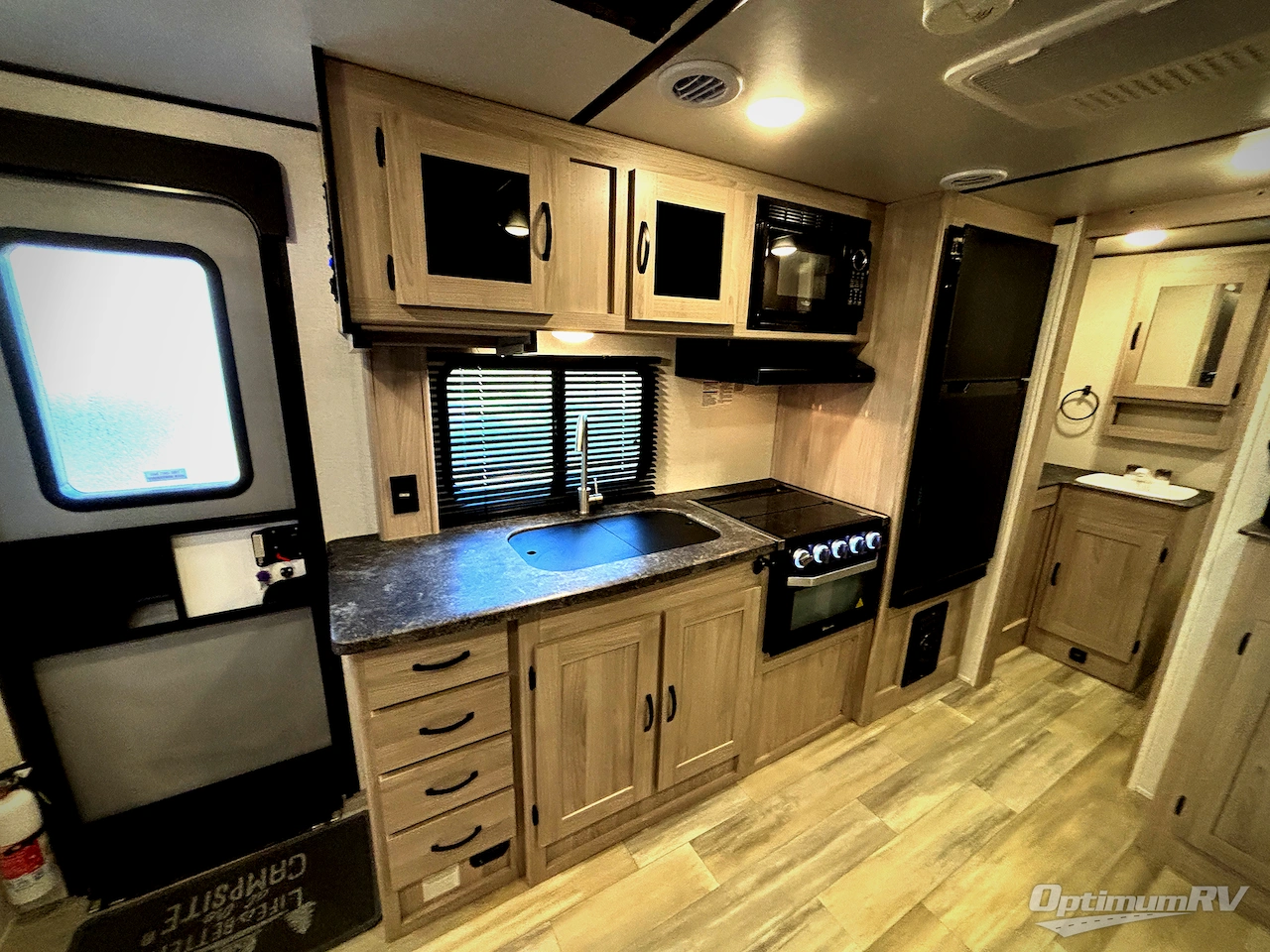 2023 Coachmen Northern Spirit XTR 2145RBX Photo 9