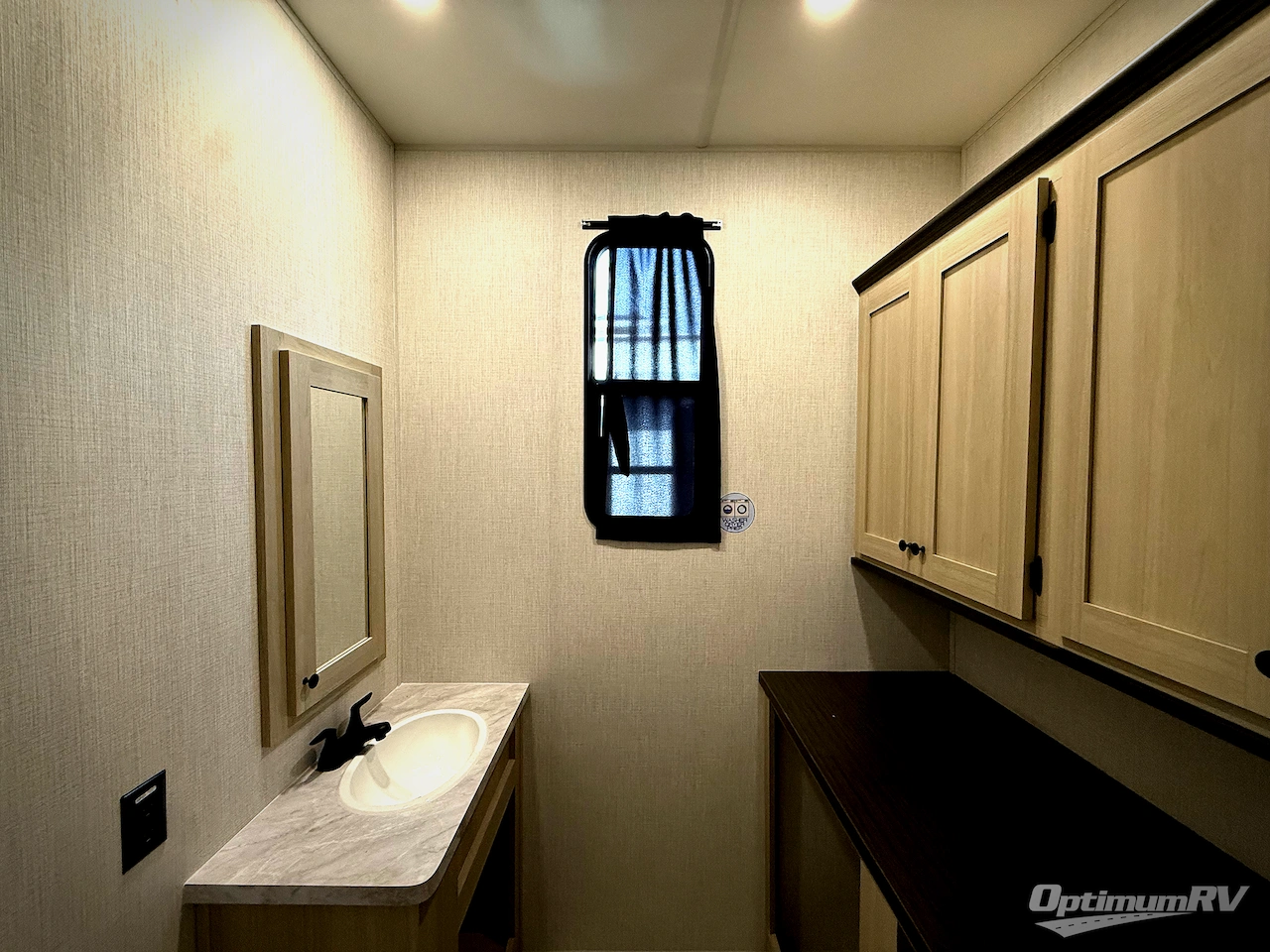 2026 Forest River Wildcat 37GALLEY Photo 19