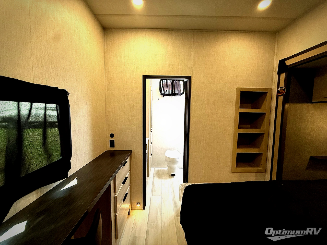 2026 Forest River Wildcat 37GALLEY Photo 23