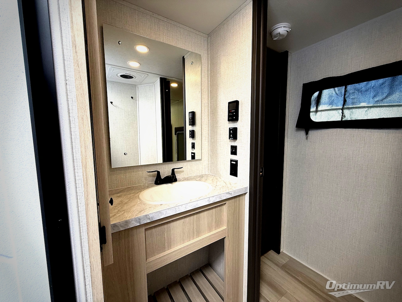 2026 Forest River Wildcat 35CRIB Photo 23