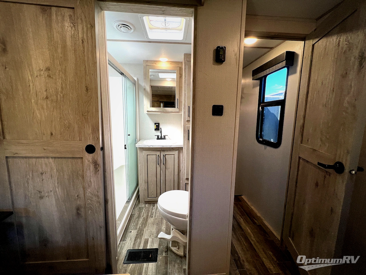 2023 Keystone Avalanche 360FL Photo 19