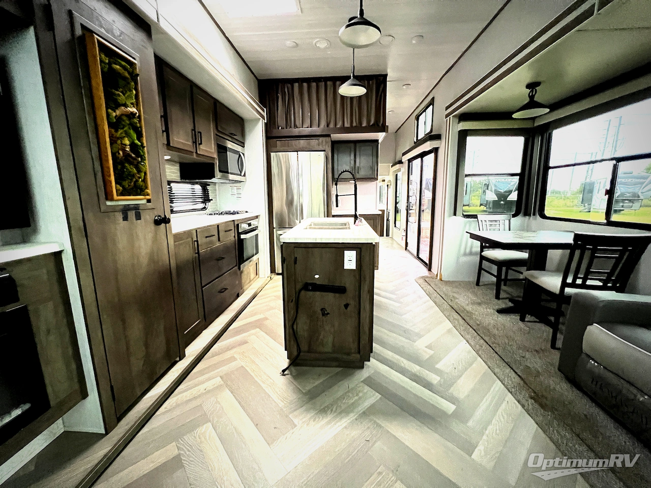 2022 Forest River Wildwood Grand Lodge 42DL Photo 5