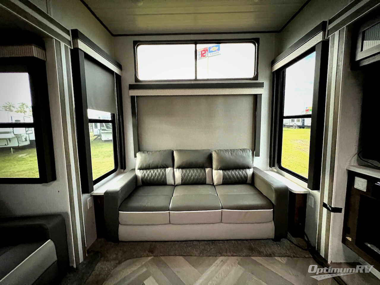 2022 Forest River Wildwood Grand Lodge 42DL Photo 6