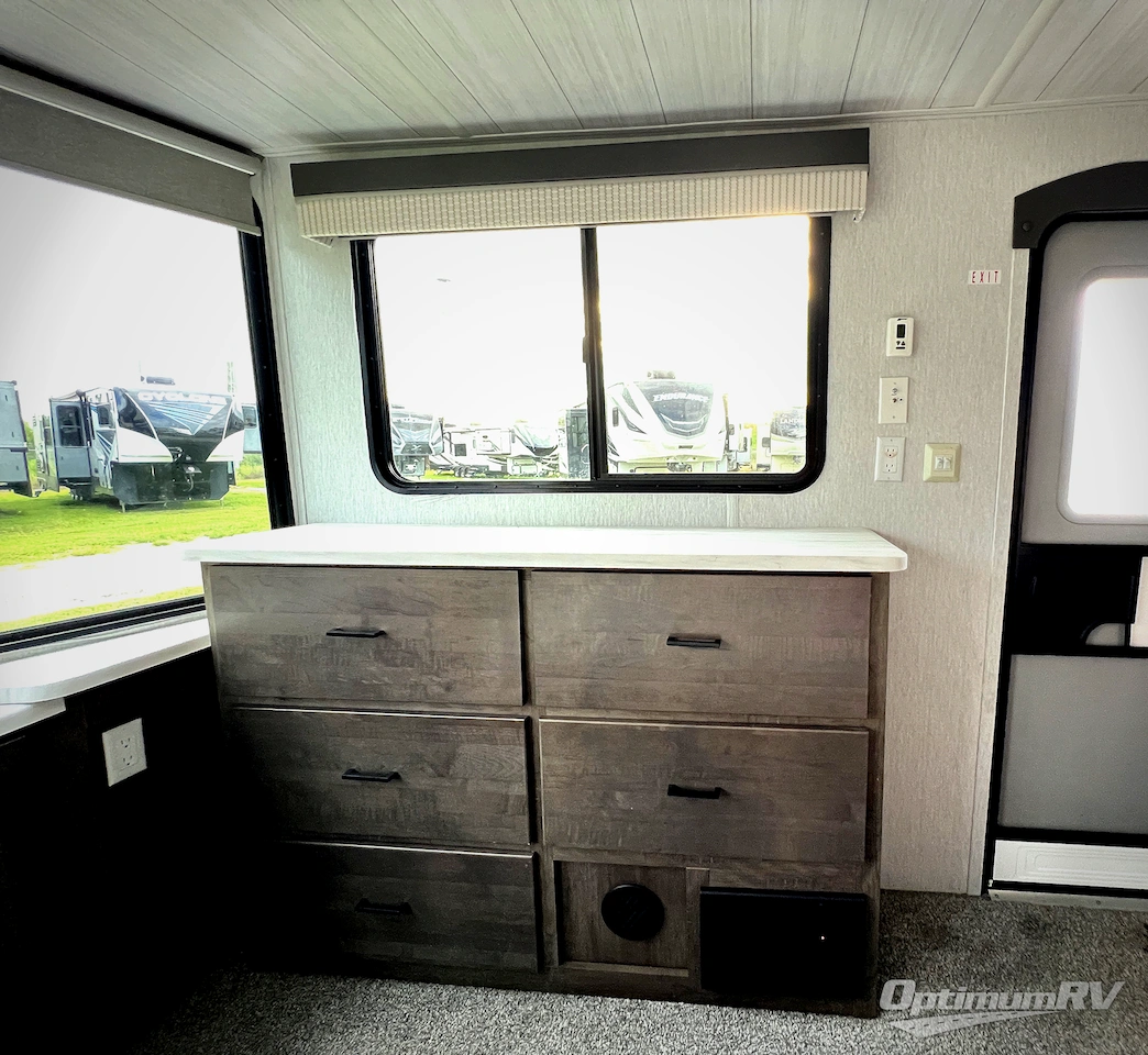 2022 Forest River Wildwood Grand Lodge 42DL Photo 18