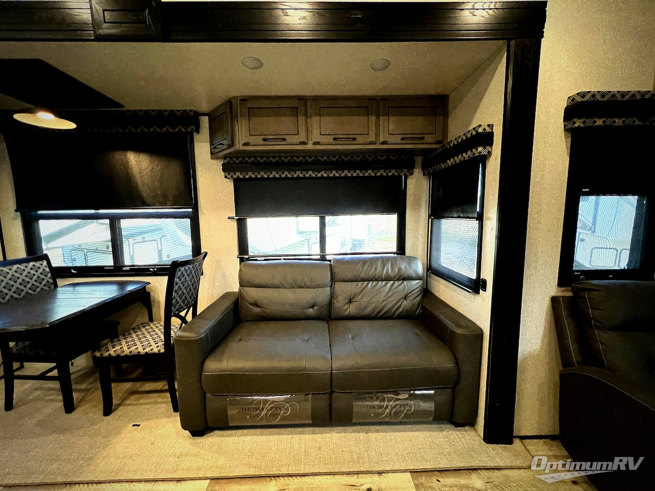 2022 KZ Durango Gold G382MBQ Photo 6