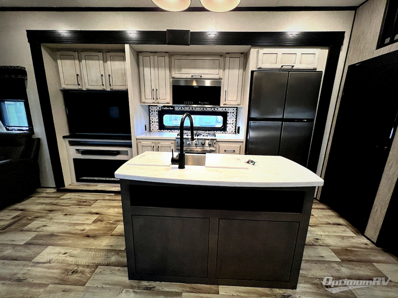 2022 KZ Durango Gold G382MBQ Photo 9