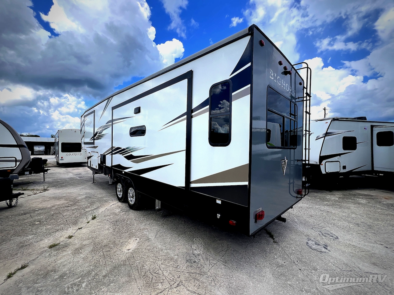 2021 Heartland Bighorn Traveler 32RS Photo 3