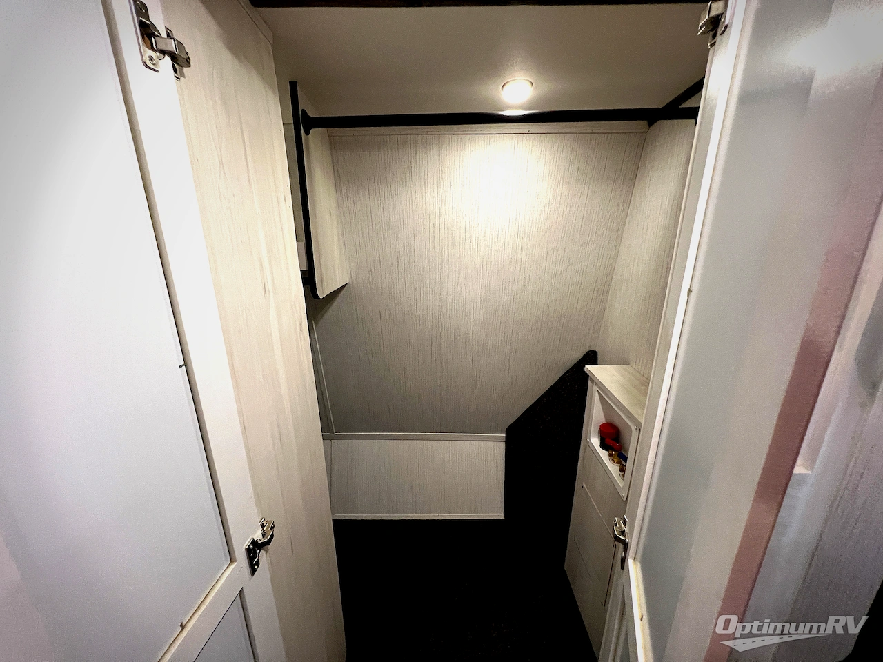 2021 Heartland Bighorn Traveler 32RS Photo 31