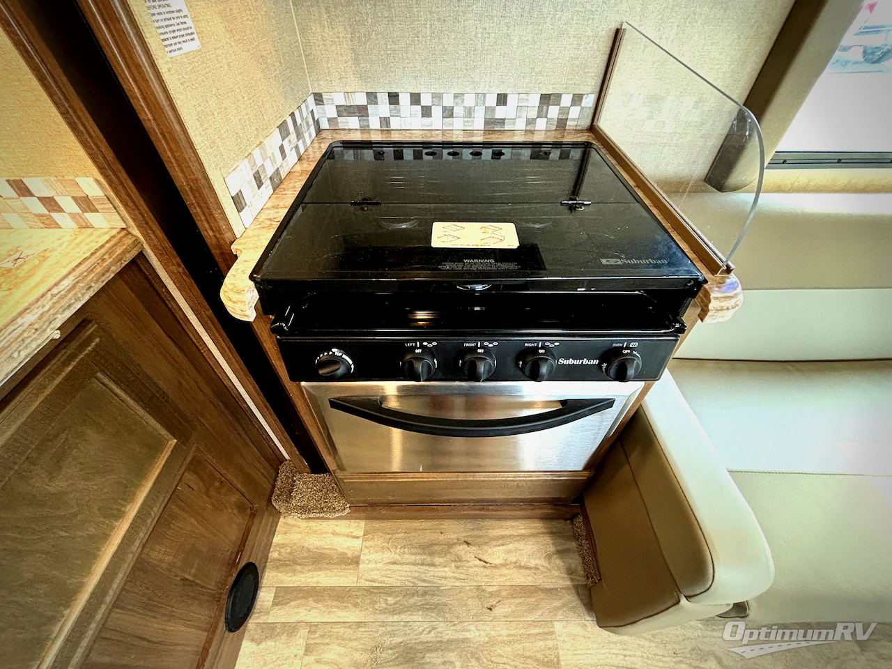 2018 Gulf Stream Conquest Class C 6314 Photo 10