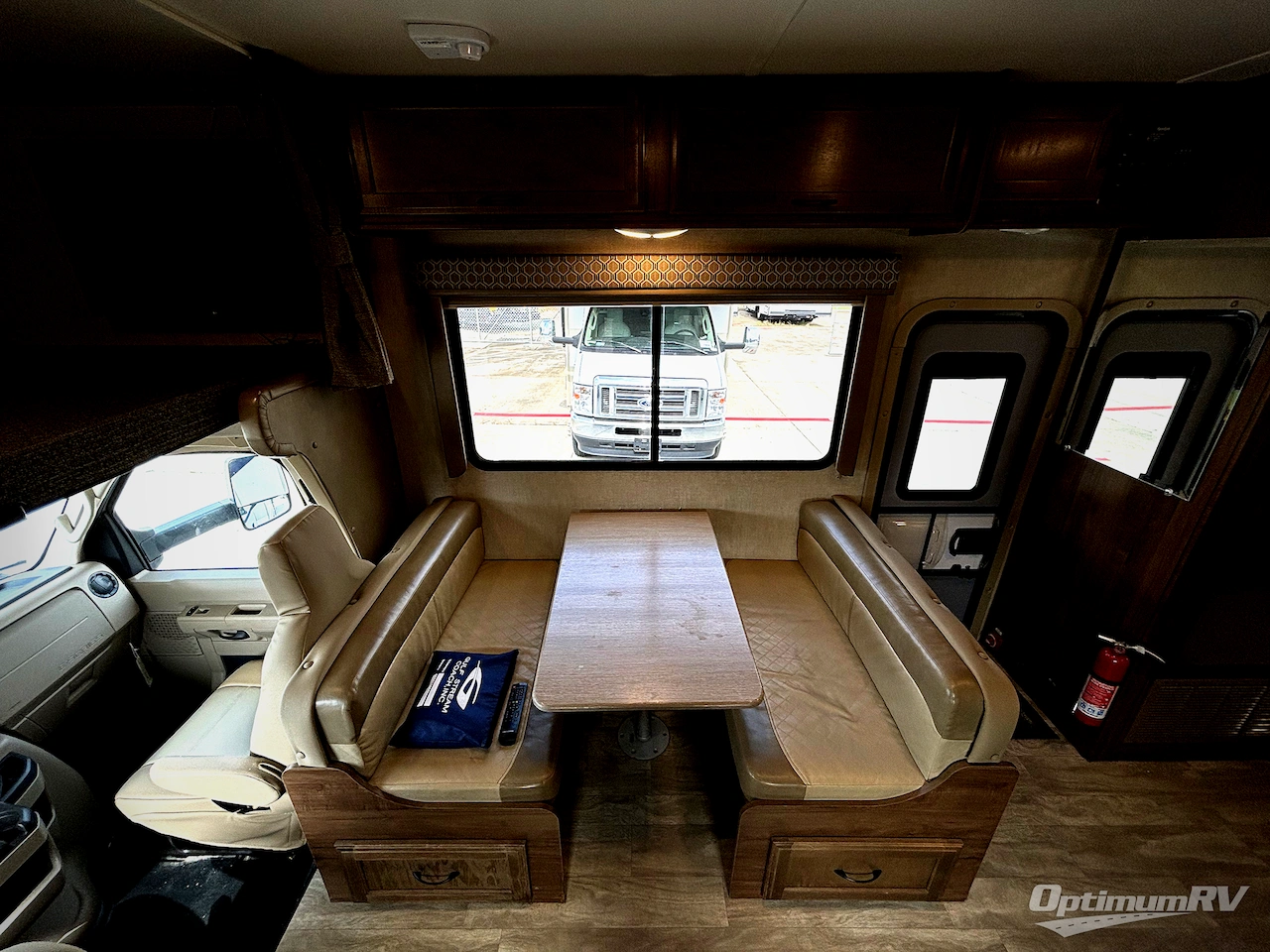 2018 Gulf Stream Conquest Class C 6314 Photo 9