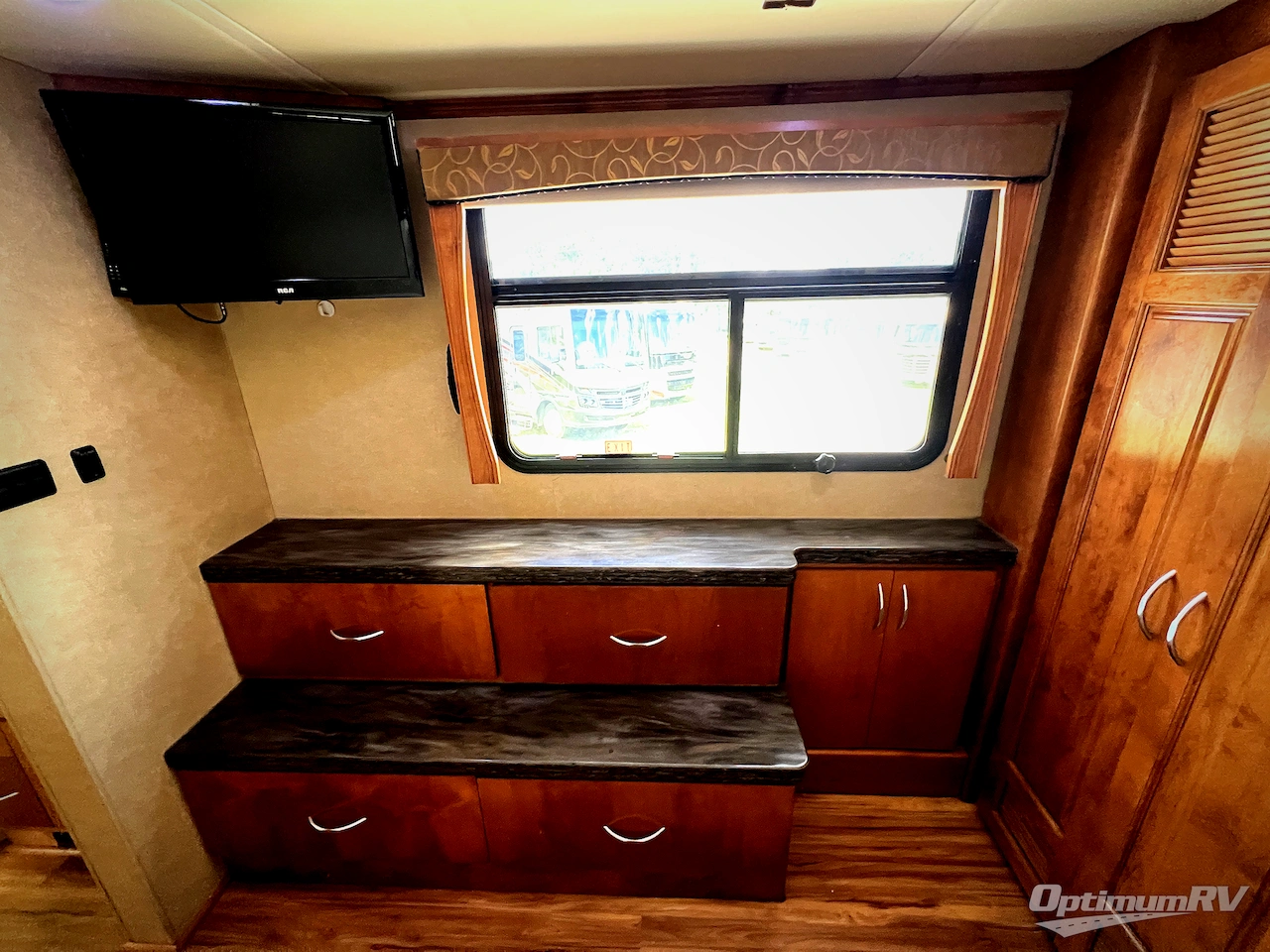 2012 Monaco Vesta 35PBD Photo 23