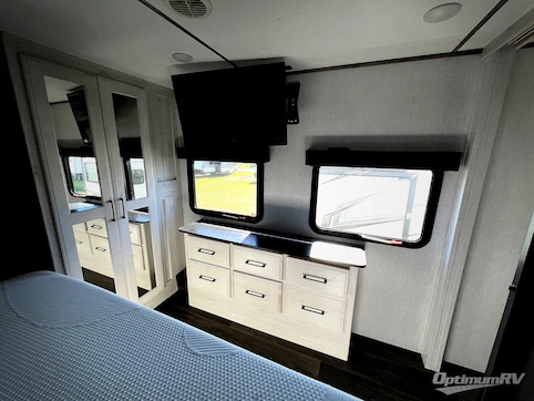 2021 Heartland Bighorn Traveler 33RKS RV Photo 4