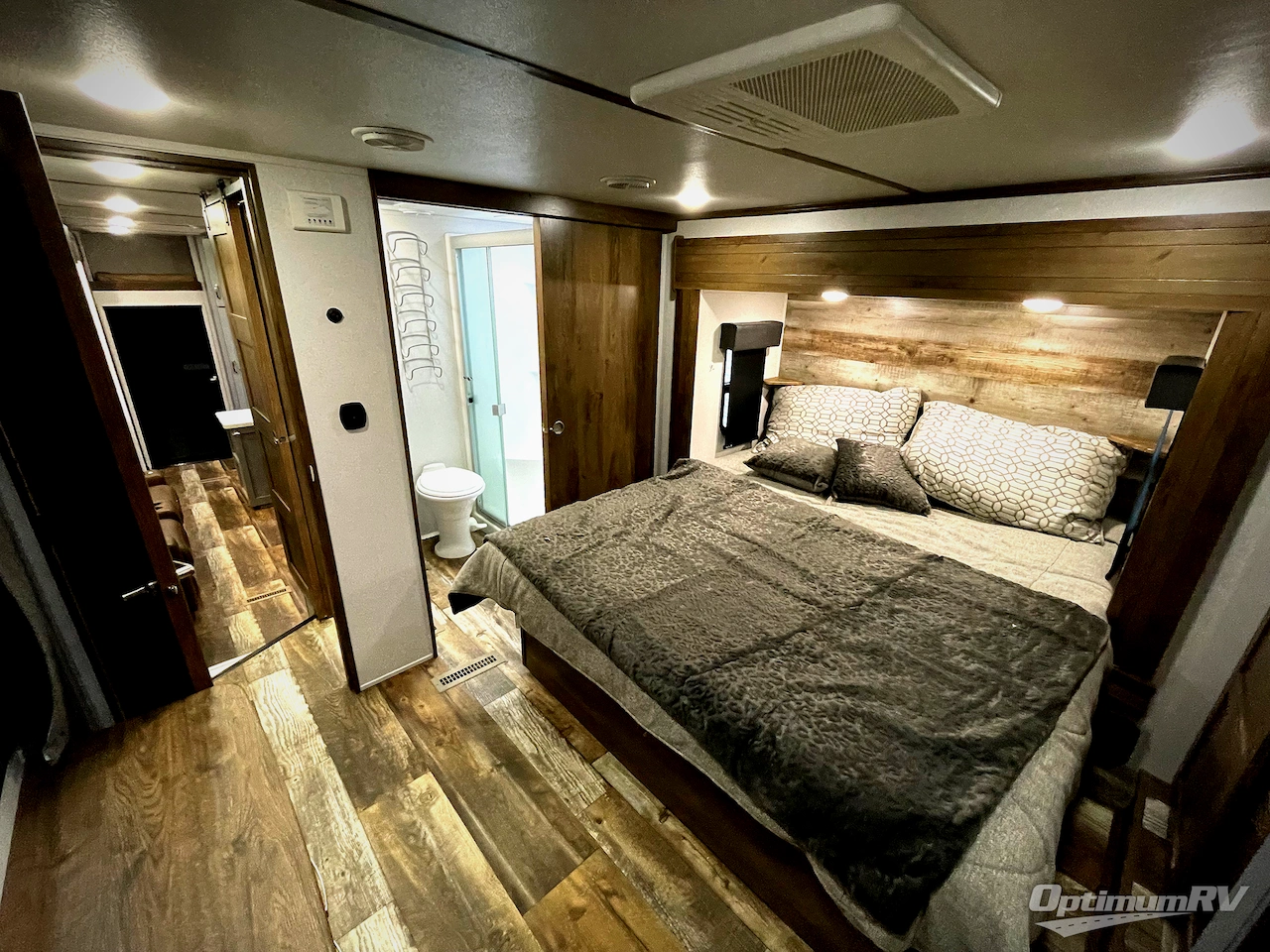 2020 Keystone Fuzion 430 Photo 20