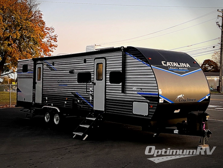 2022 Coachmen Catalina Legacy 323BHDSCK RV Photo 1