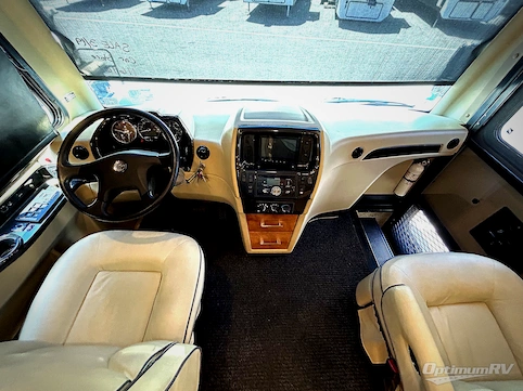 2017 Tiffin Allegro Breeze 32 BR RV Photo 2