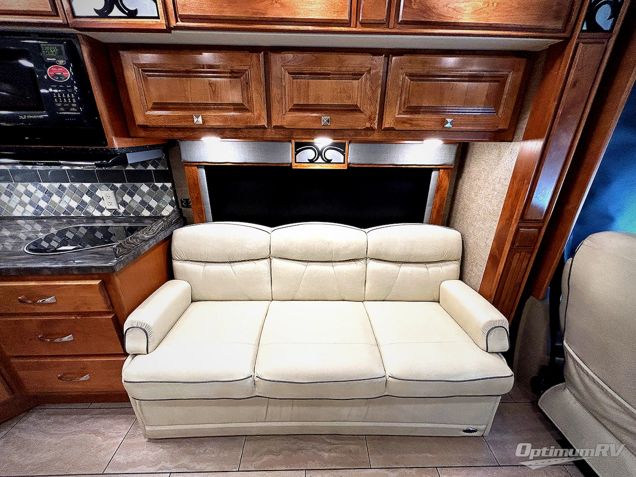 2017 Tiffin Allegro Breeze 32 BR Photo 12