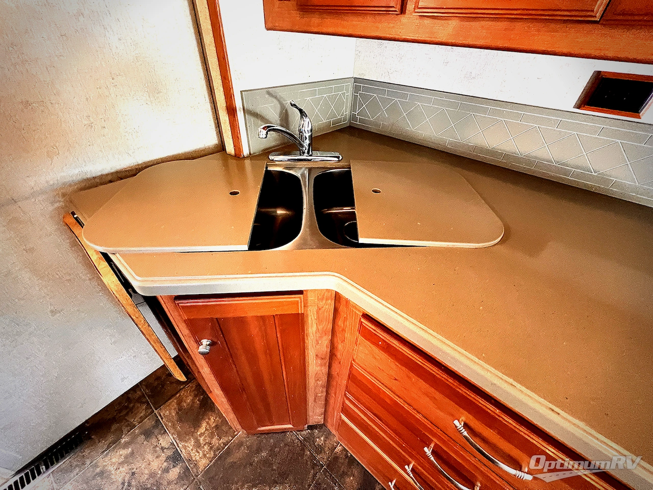 2013 Itasca Sunova 35G Photo 11