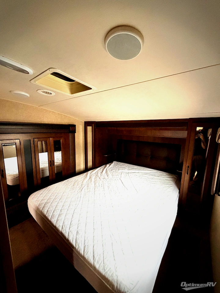 2015 Jayco Eagle HT 27.5RLTS Photo 12
