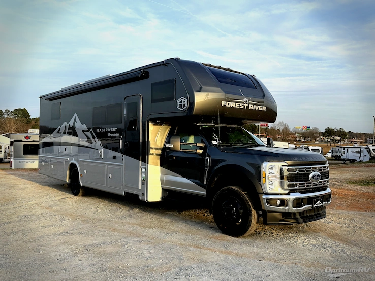 2025 East To West Bravado 33DS RV Photo 1