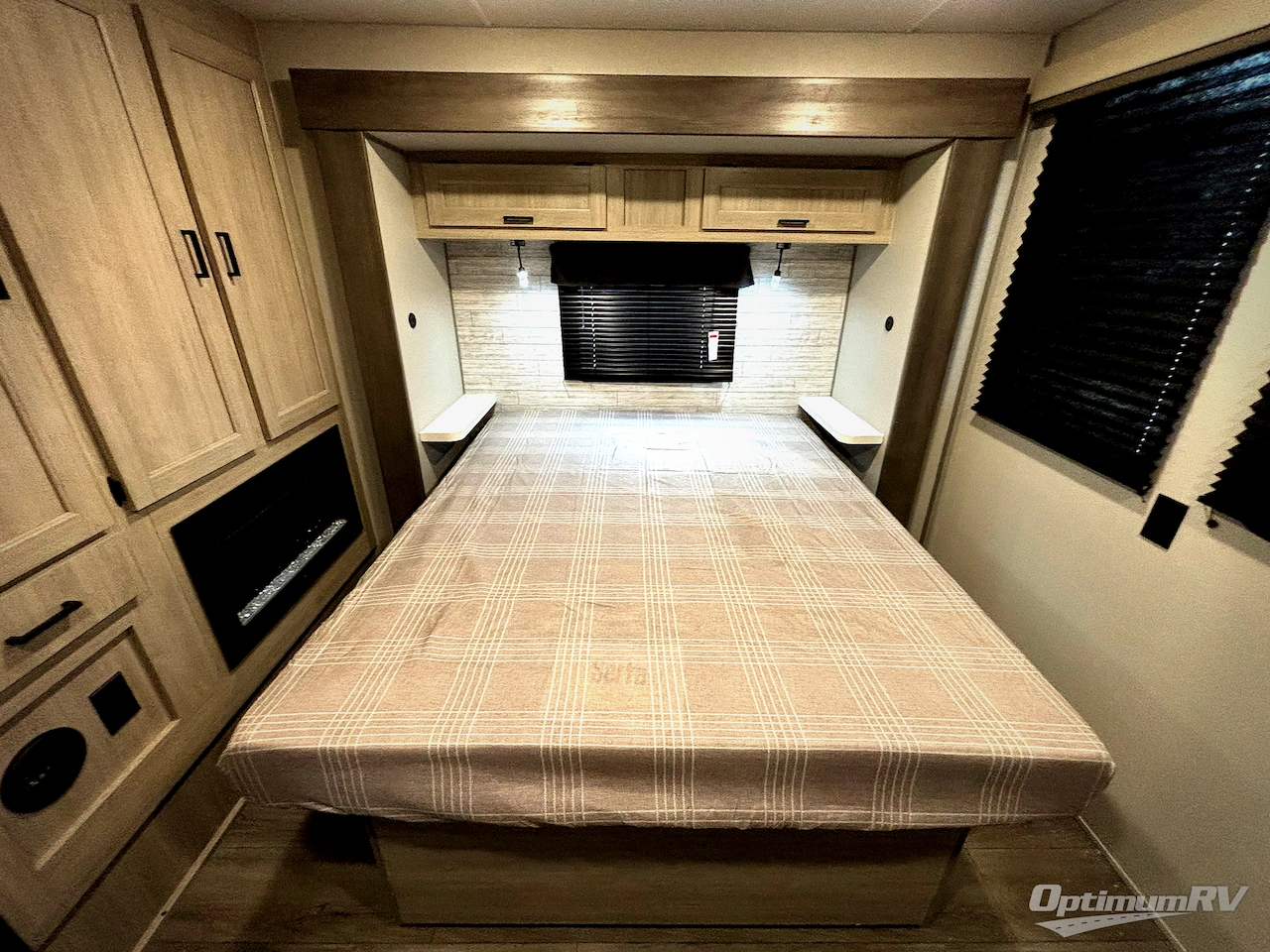 2026 Coachmen Catalina Destination Series 42CONDO Photo 9