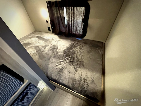 2026 Coachmen Catalina Legacy Edition 333DORM RV Photo 4