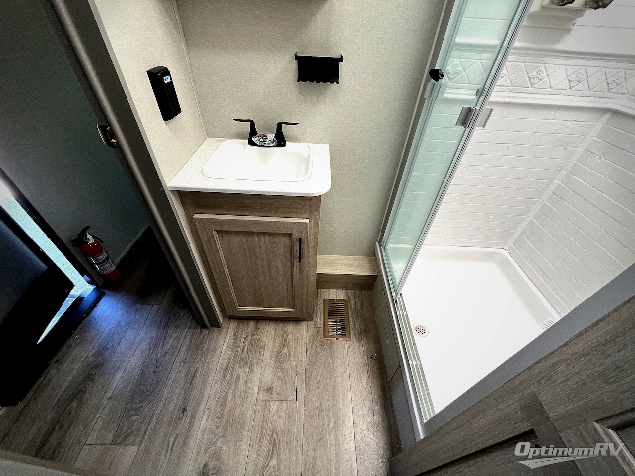 2026 Coachmen Catalina Legacy Edition 323MAZE Photo 20