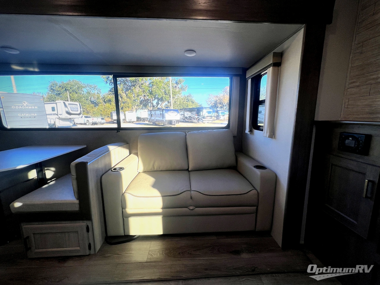 2026 Coachmen Catalina Legacy Edition 343BHTS Photo 6