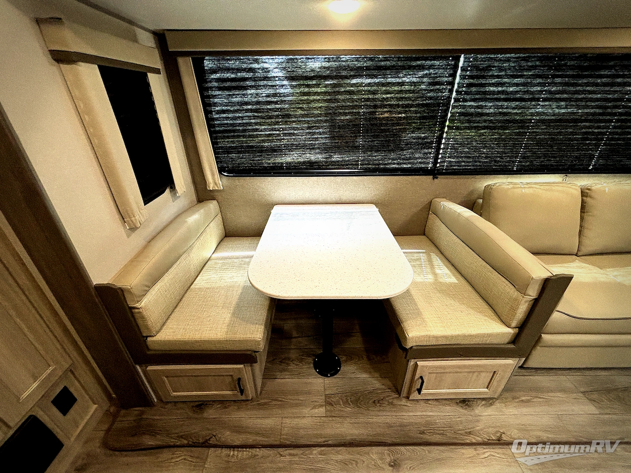 2026 Coachmen Catalina Legacy Edition 343BHTS Photo 12