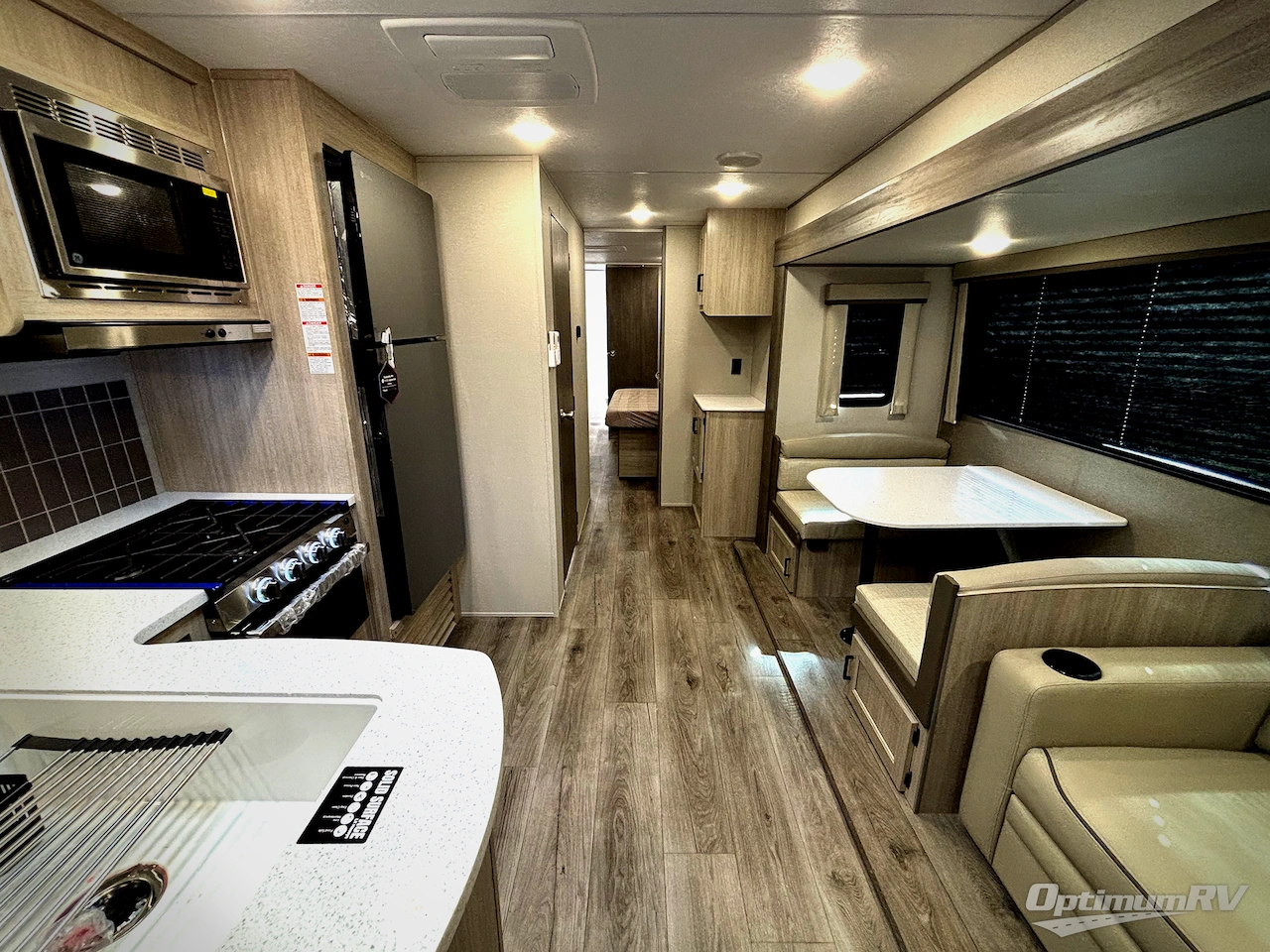 2026 Coachmen Catalina Legacy Edition 333DBDS Photo 4