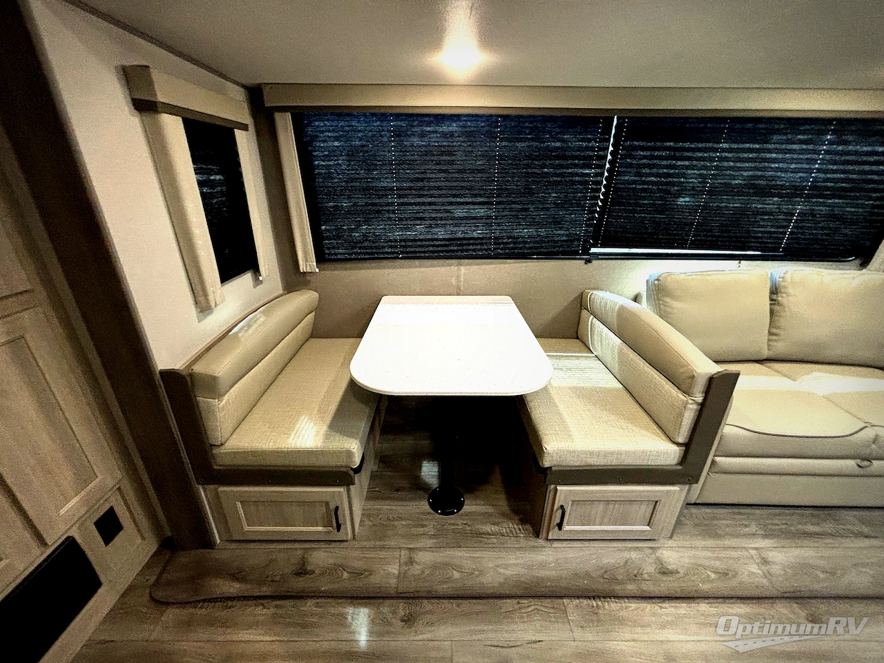 2026 Coachmen Catalina Legacy Edition 343BHTS Photo 15