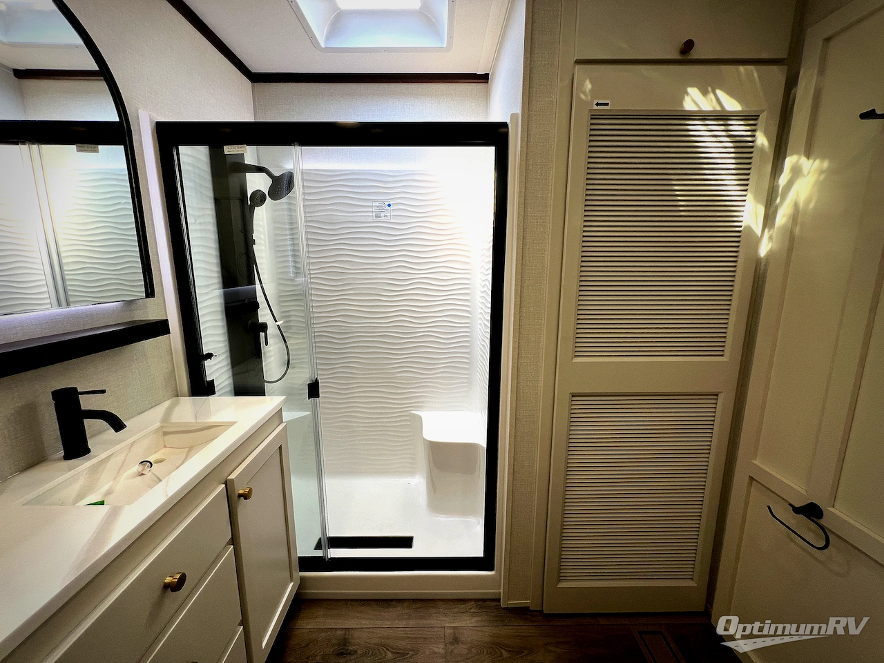 2027 Forest River Cedar Creek 398FL Photo 21