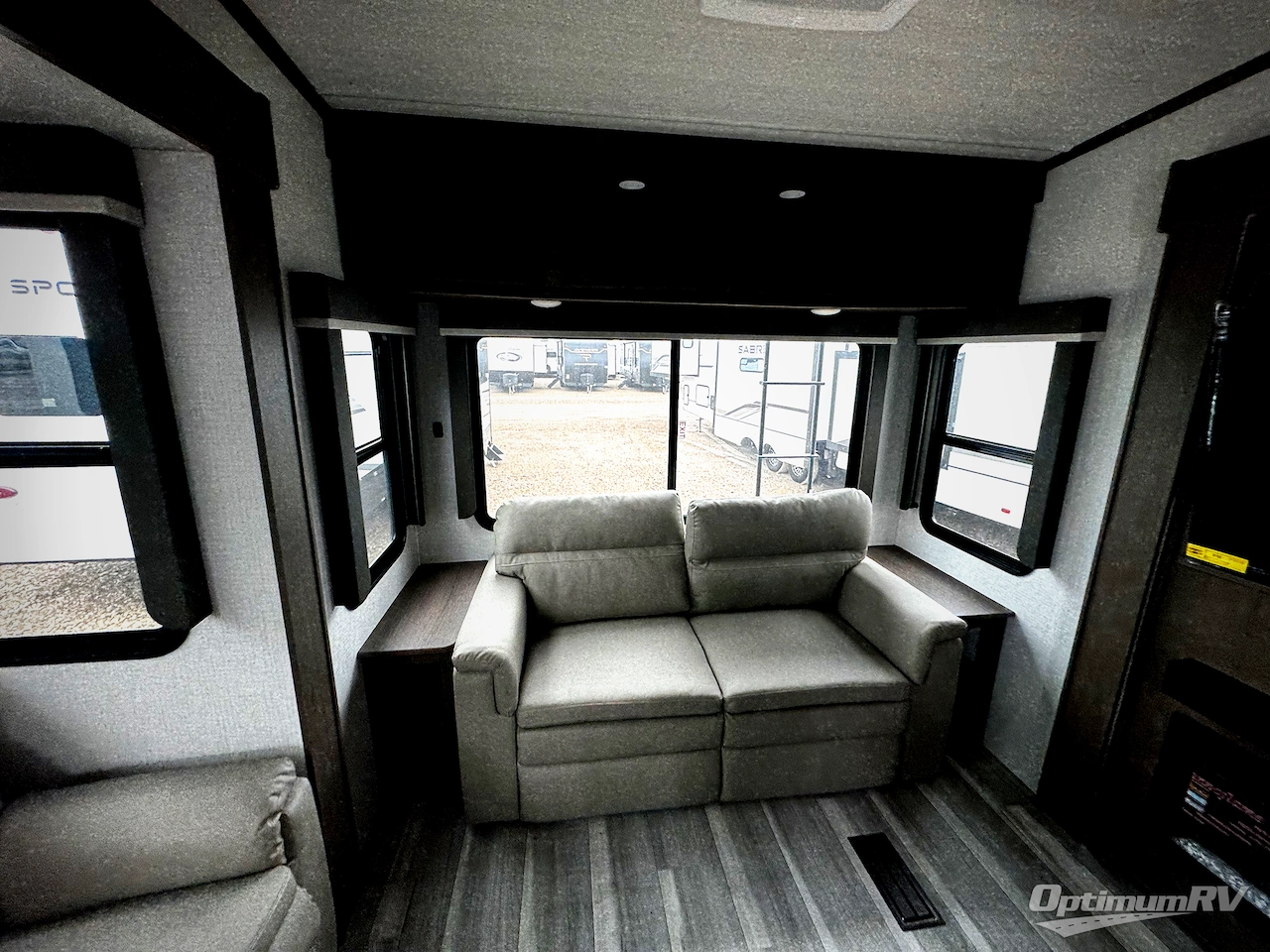 2026 Keystone Cougar 316RLS Photo 5