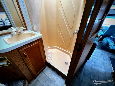 1997 Fleetwood Tioga Montara 460 RV Floorplan Photo
