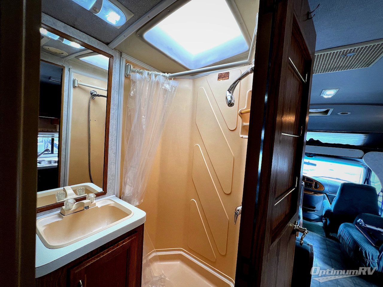 1997 Fleetwood Tioga Montara 460 Photo 23