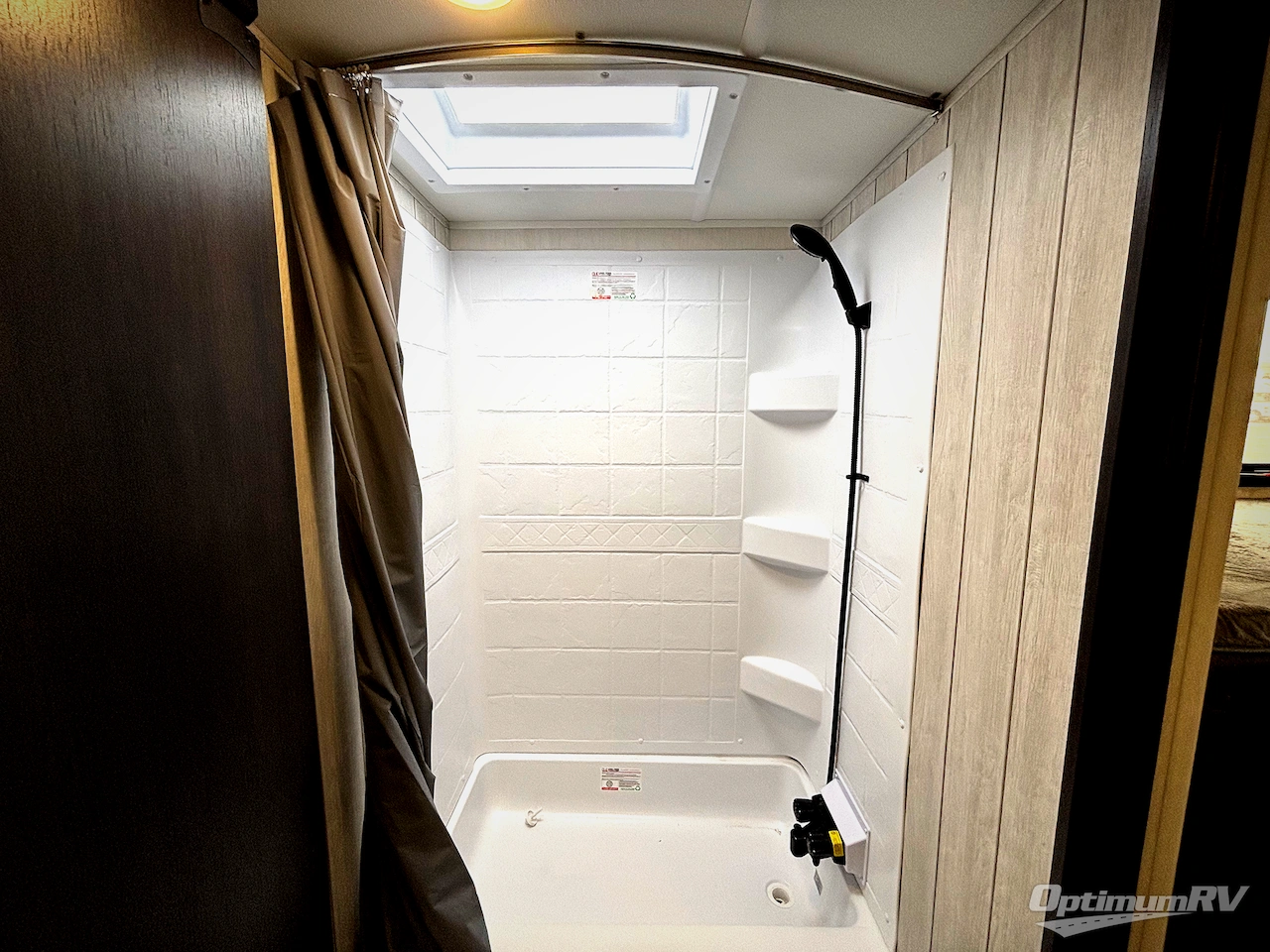 2026 Forest River Cherokee Alpha Wolf 29TB Photo 13