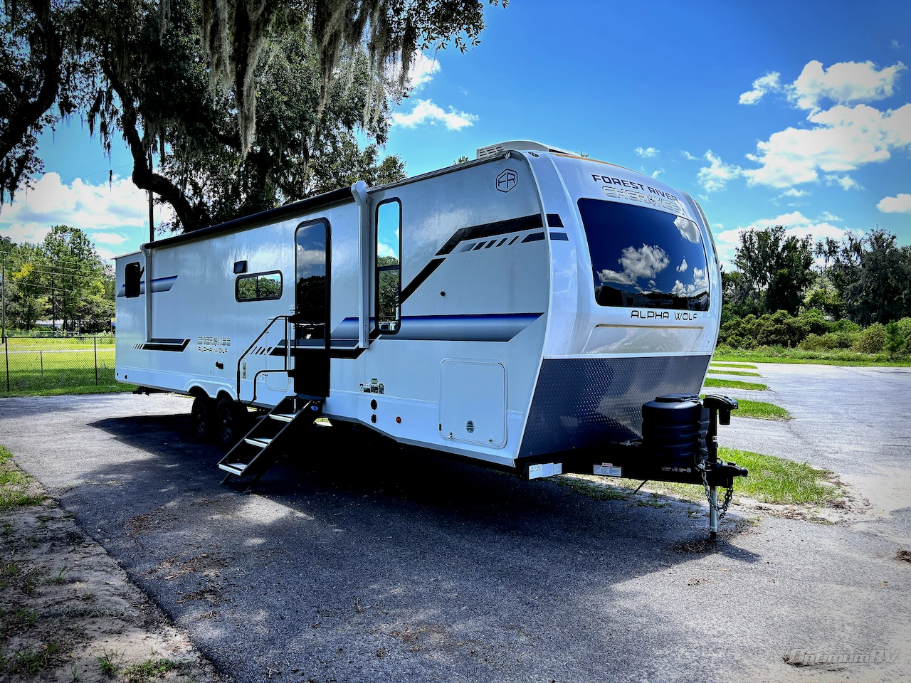 2026 Forest River Cherokee Alpha Wolf 29TB Photo 1