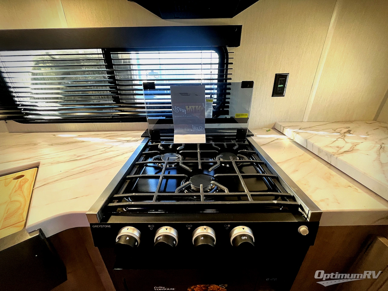 2026 Forest River Cherokee Wolf Den 271RK Photo 13