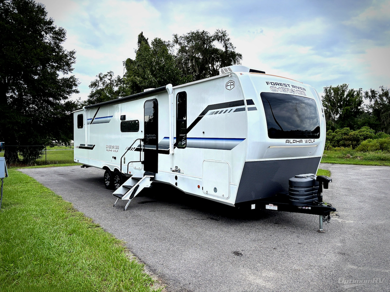 2026 Forest River Cherokee Alpha Wolf 29TB Photo 1