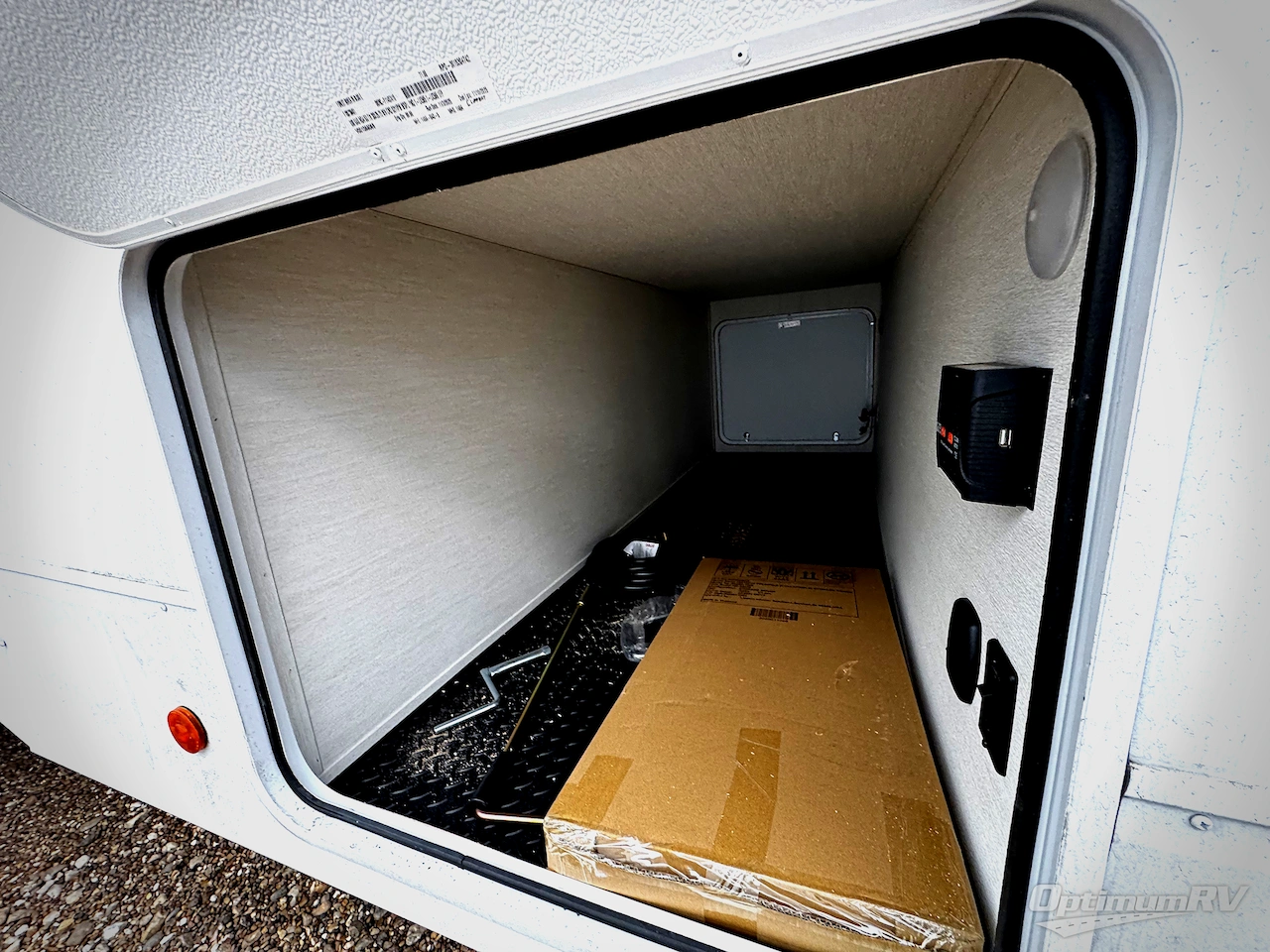 2026 Forest River Cherokee Alpha Wolf 21RB Photo 2