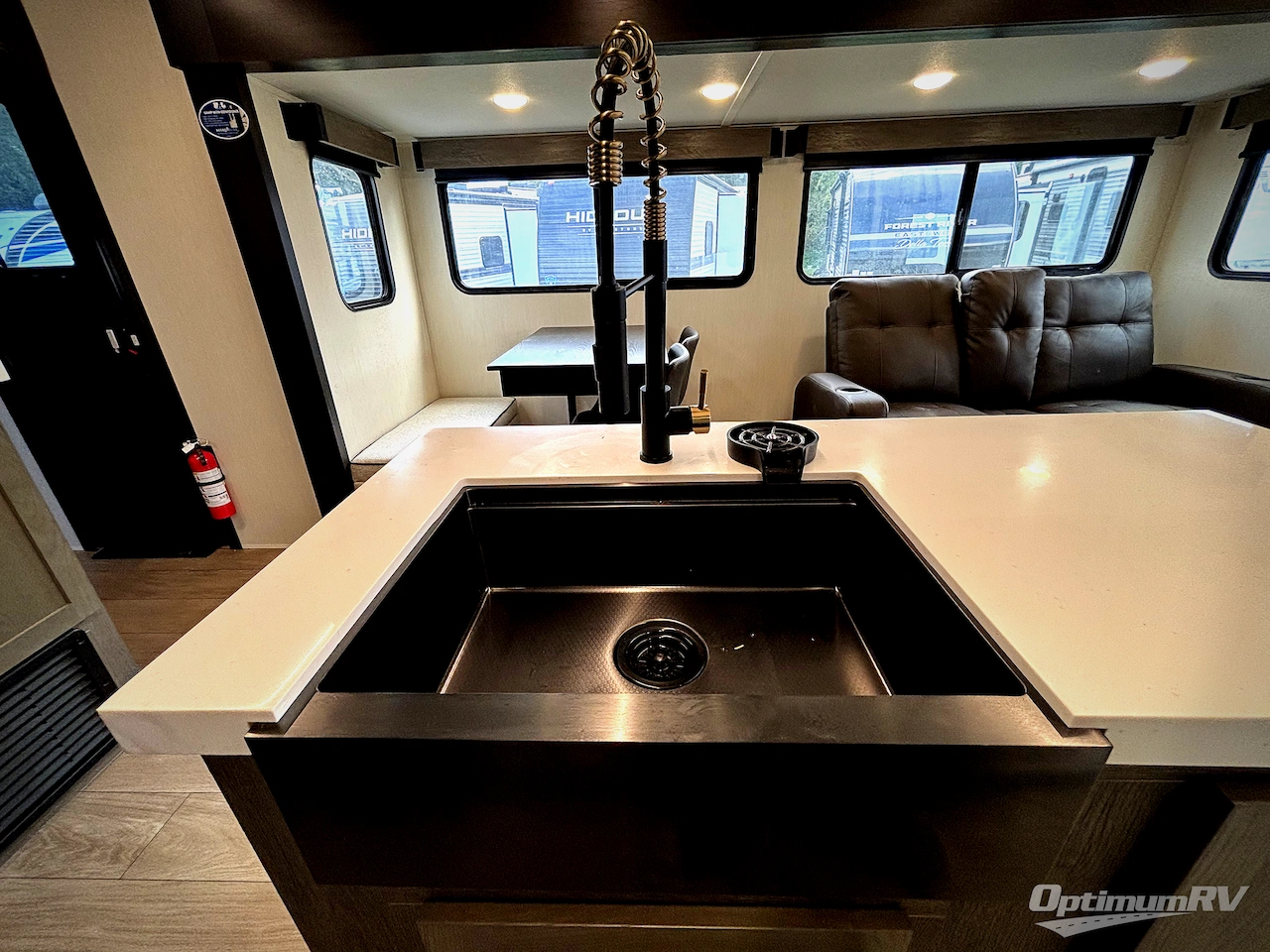 2026 Forest River Cherokee Alpha Wolf 26RL Photo 12