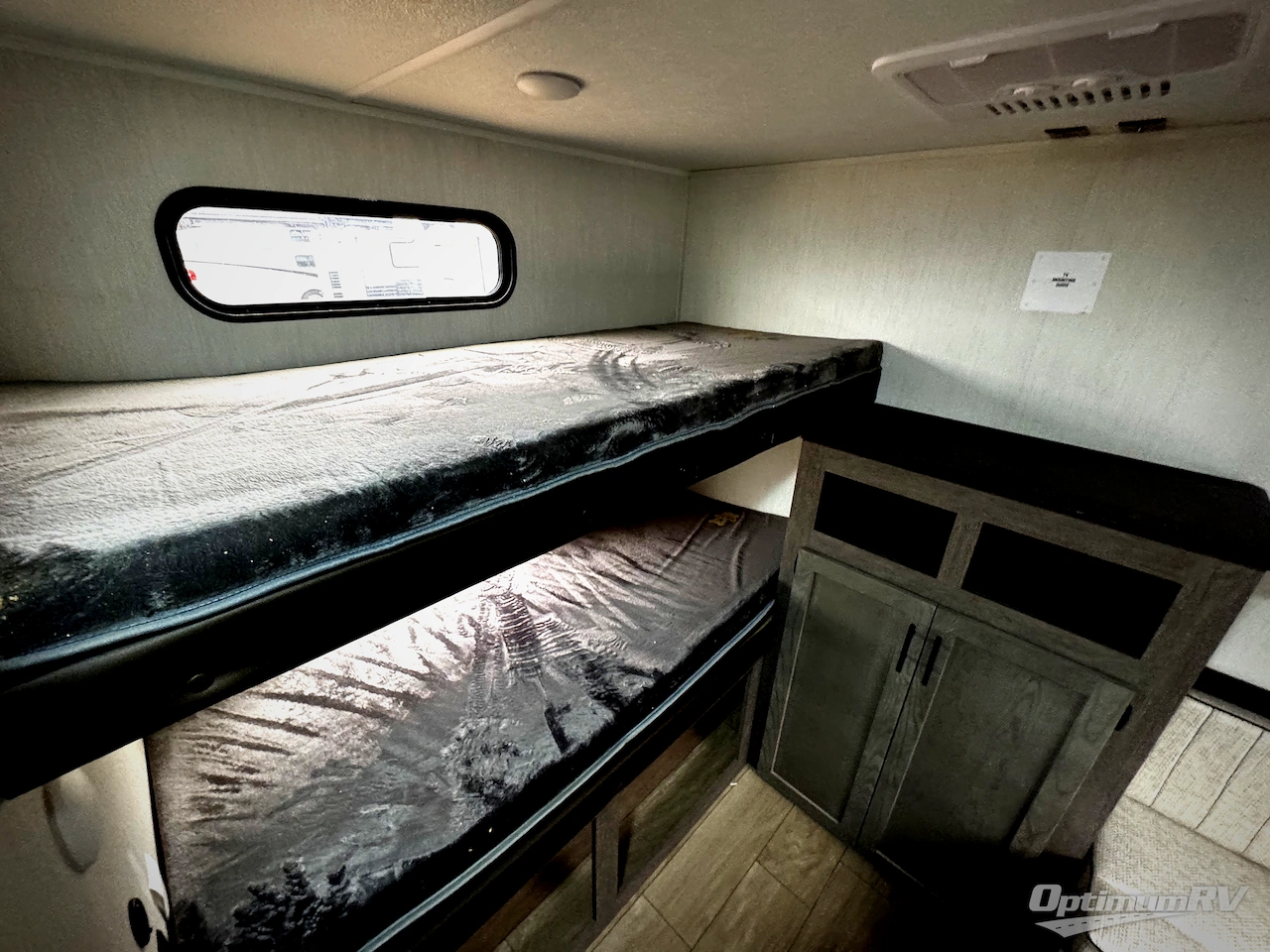 2026 Forest River Cherokee Alpha Wolf 280QBS Photo 11