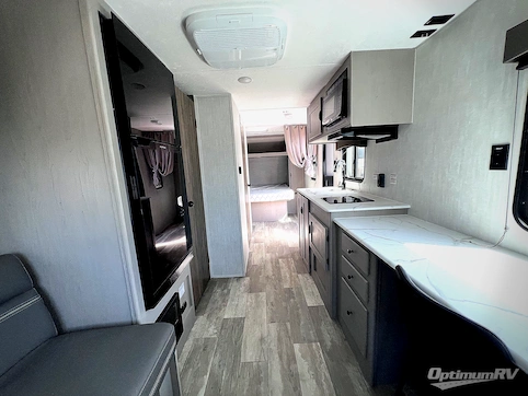 2025 Coachmen Clipper 5K Series 242MK RV Photo 2