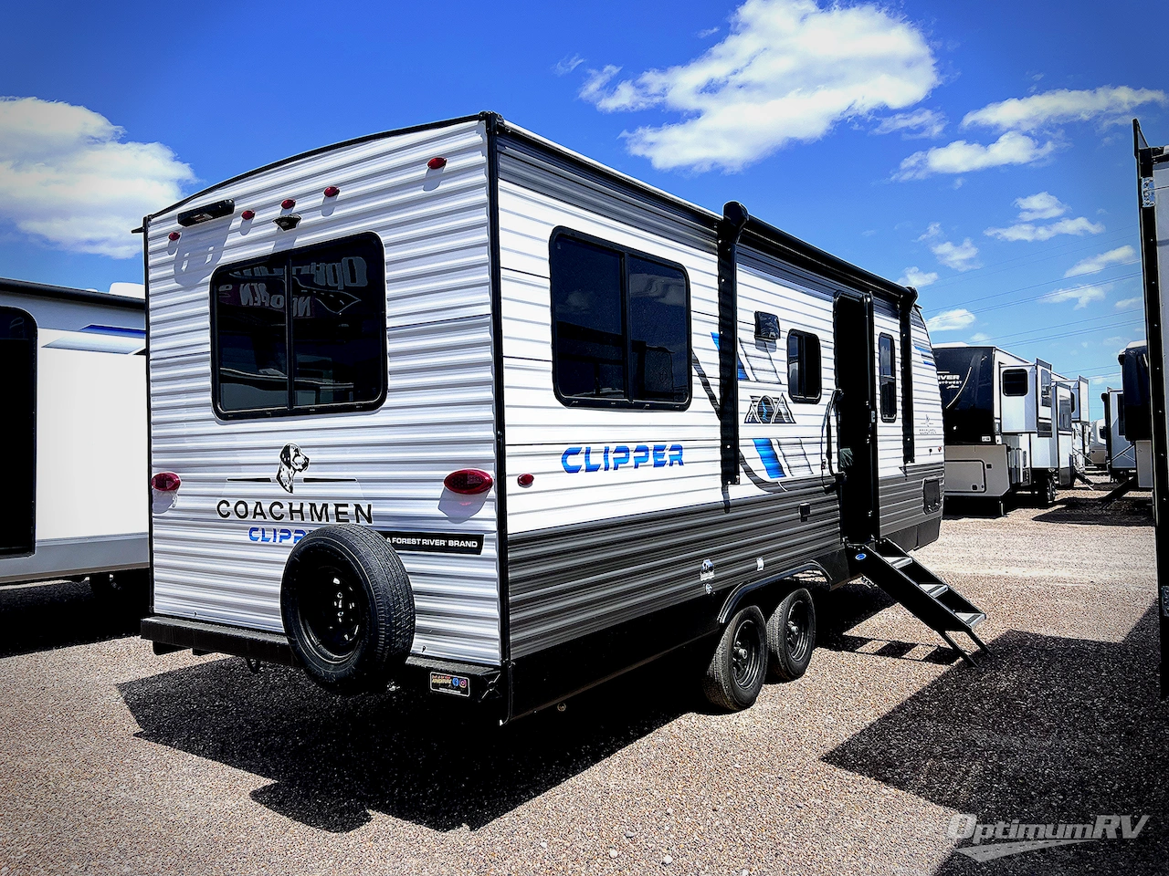 2025 Coachmen Clipper 5K Series 242MK Photo 2