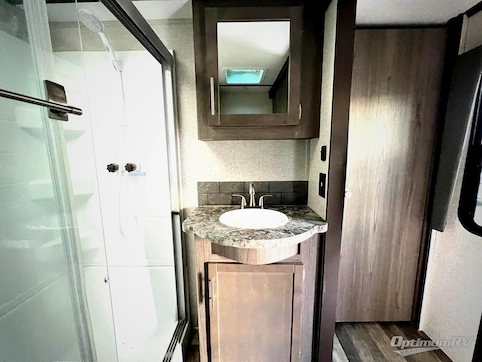 2021 CrossRoads Volante 3880MK RV Photo 4