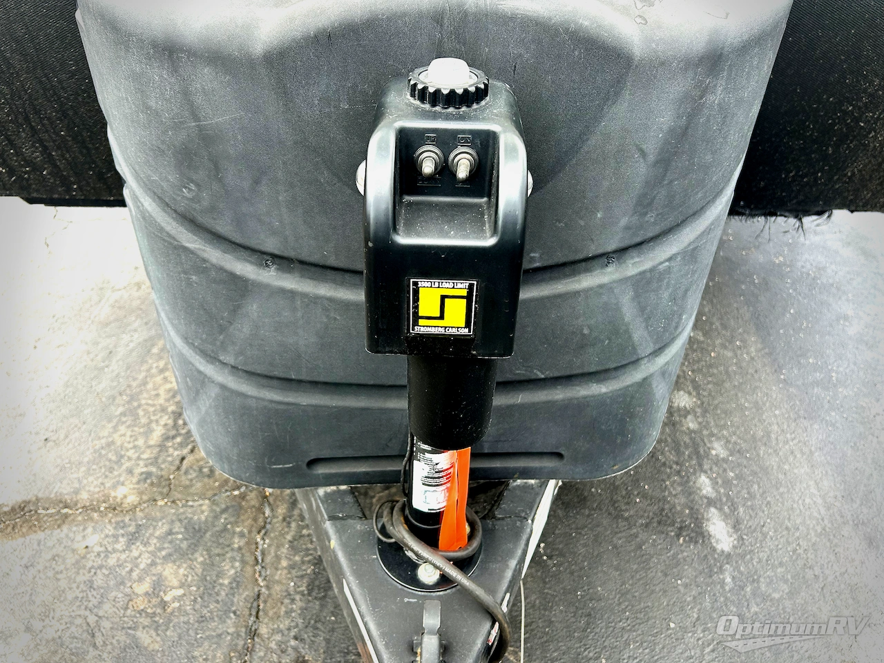 2019 Dutchmen Atlas 3302RL Photo 23