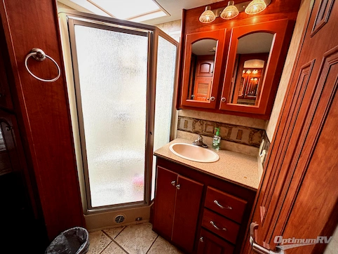 2006 Damon Astoria 3679 RV Photo 4