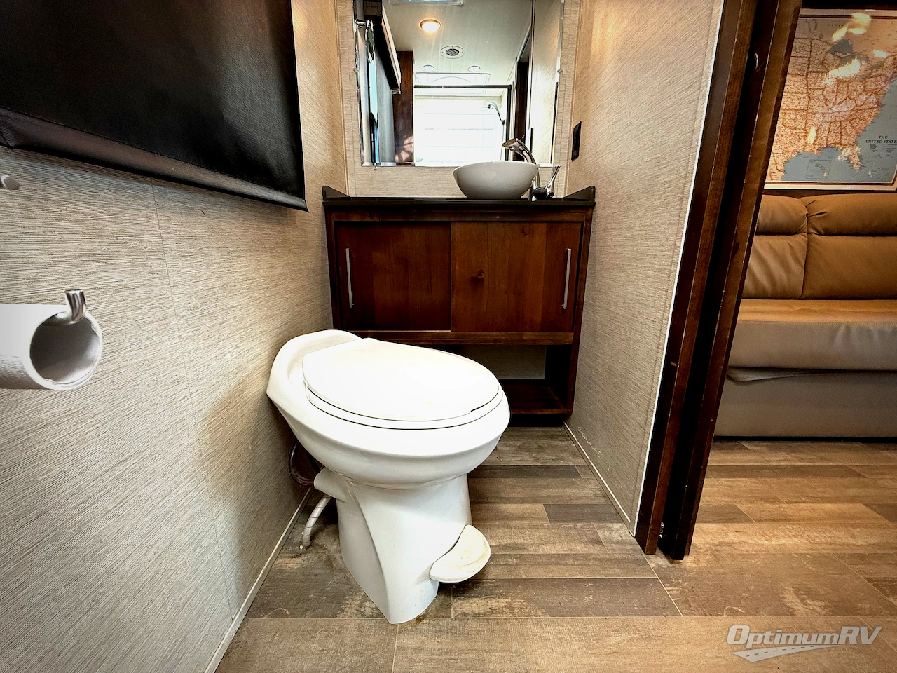 2020 Tiffin Wayfarer 25RW Photo 24