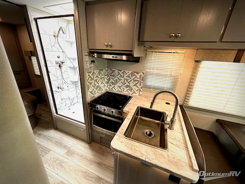 2025 Coachmen Freelander 27QB RV Photo 2