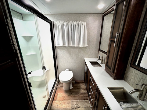 2020 KZ Durango Gold G391RKQ RV Photo 3